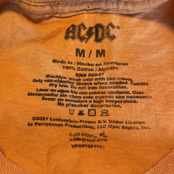 AC/DC animal detail tie dye crop top. P104 - Picture 5 of 5